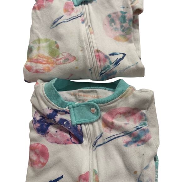 Burt's Bees Baby Other - Burt's Bees Baby Colorful Planet Pajamas (Set of 2) Size 12 Months